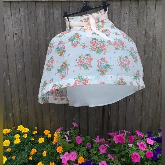 Delicate Flared Skirt - Picture 3 of 16